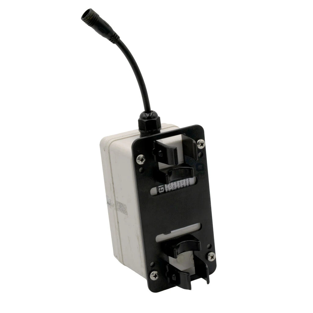 White FPV-Power lithium battery strapped into the black mast mount bracket